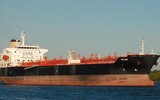 Cứu hộ tàu USS John S.McCain sau va chạm với tàu chở dầu Singapore